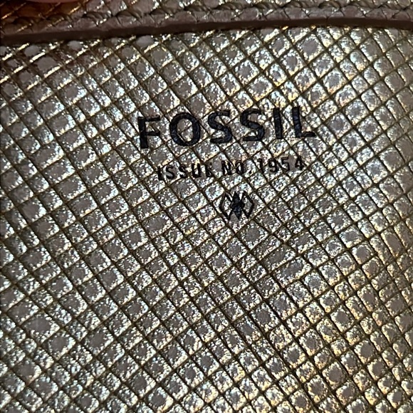 FOSSIL Sydney Zip Tote Shopper - Picture 7 of 16